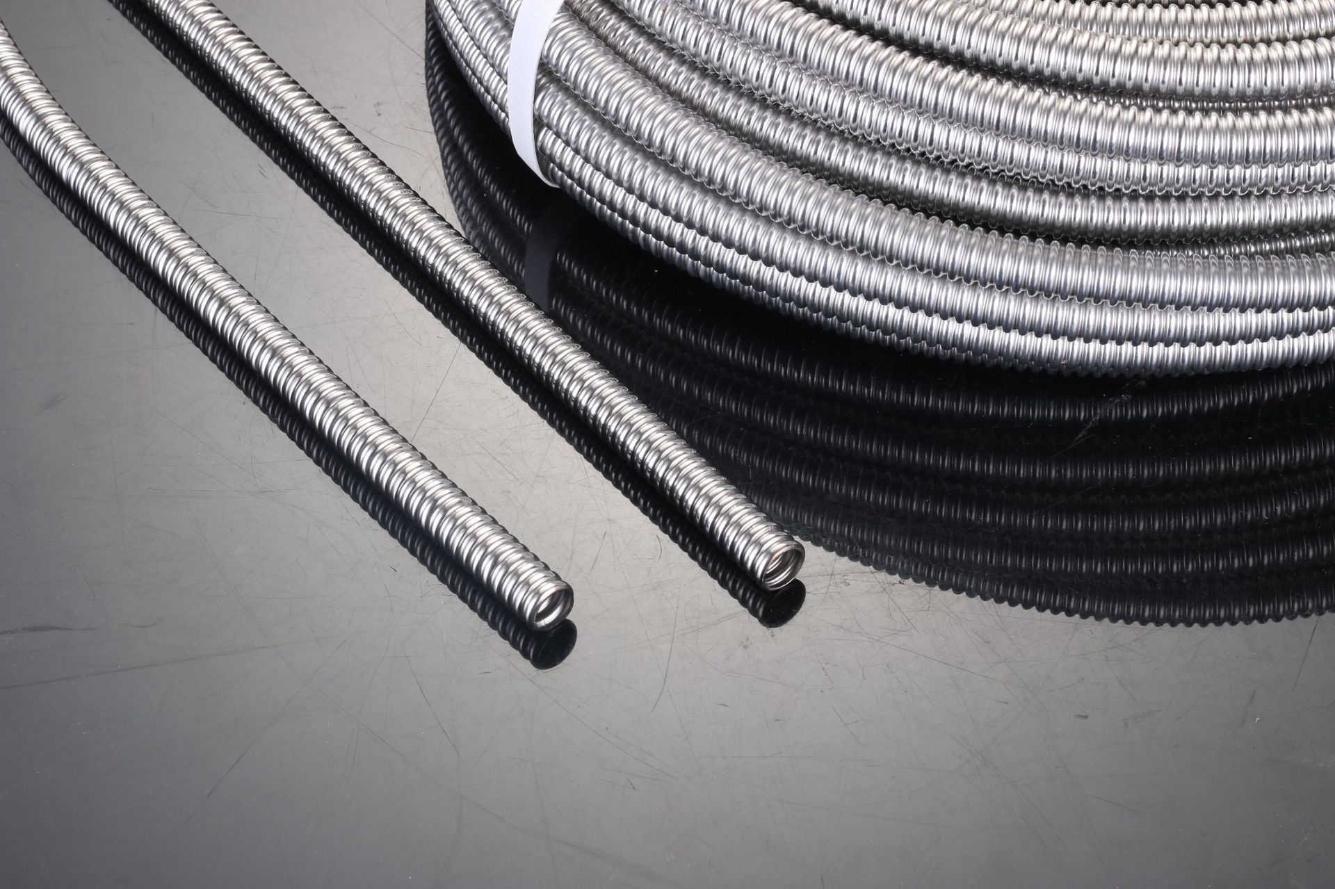 柯宁热卖3分 4分 6分等不锈钢波纹管304进出水管金属不锈钢透气管