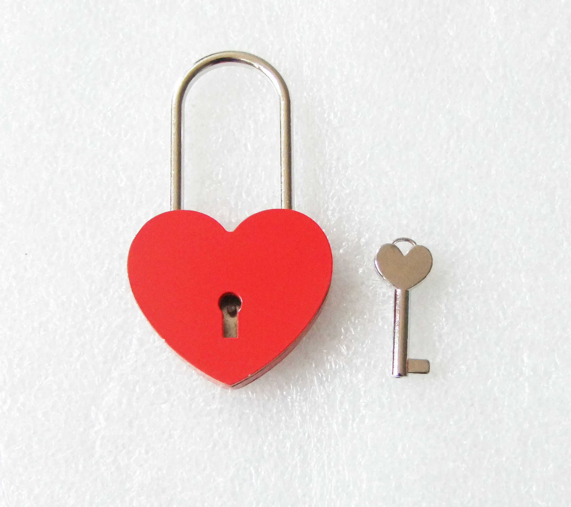 厂家直销七彩心锁 有钥匙长梁同心锁