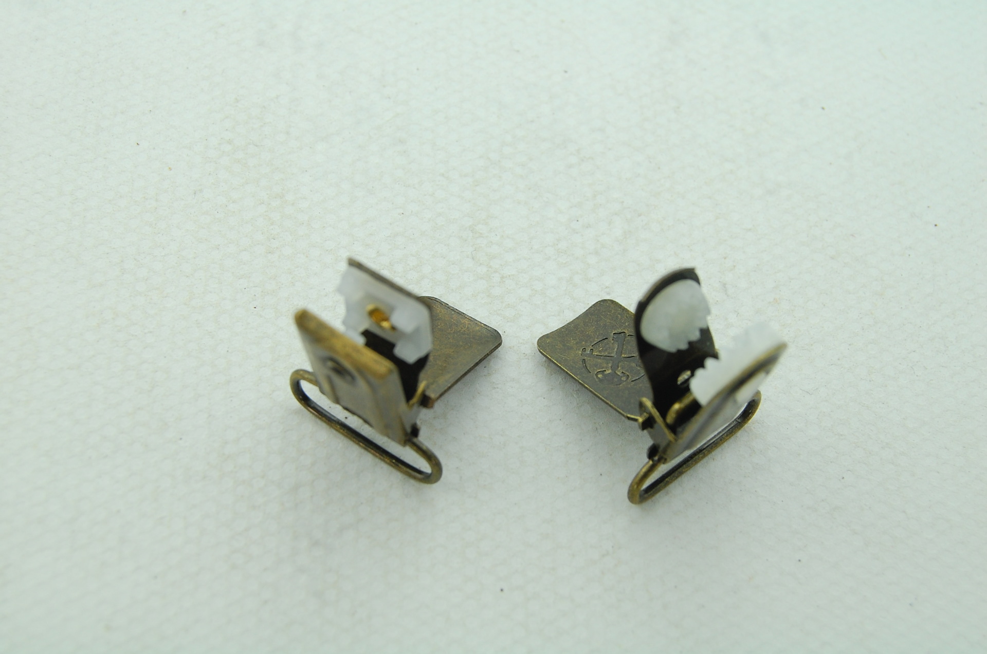 dy-yzk-03不锈钢金属鸭嘴夹 箱包长方鸭嘴扣 镀镍五金背带夹定做