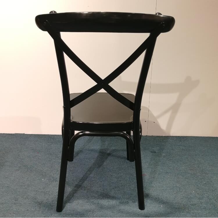 广东工厂定做 欧式铁艺家具咖啡厅做旧餐椅 黑色复古交叉靠背椅