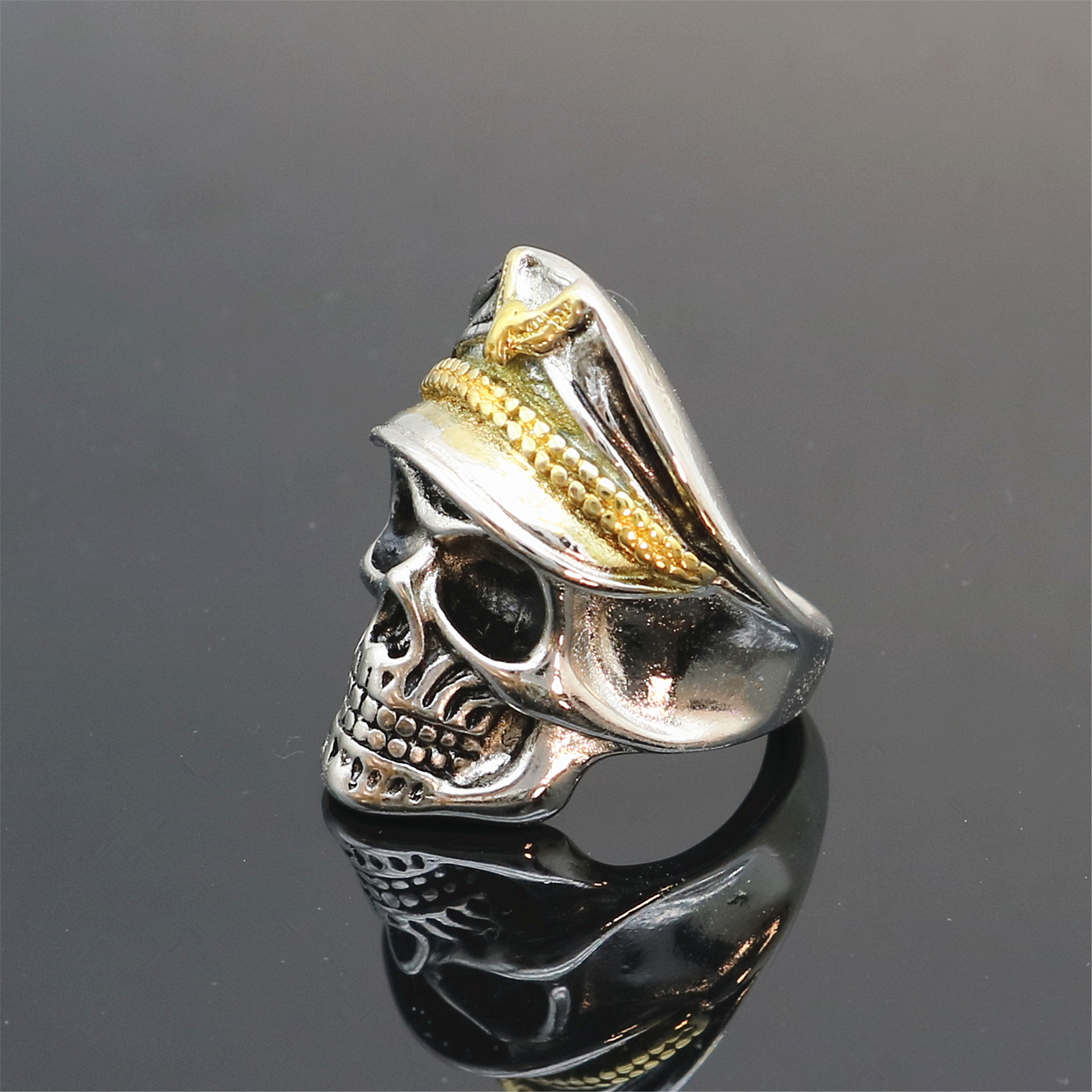 直销热卖复古夸张戒指军团骷髅头戒指热卖创意开口可调节大小代发