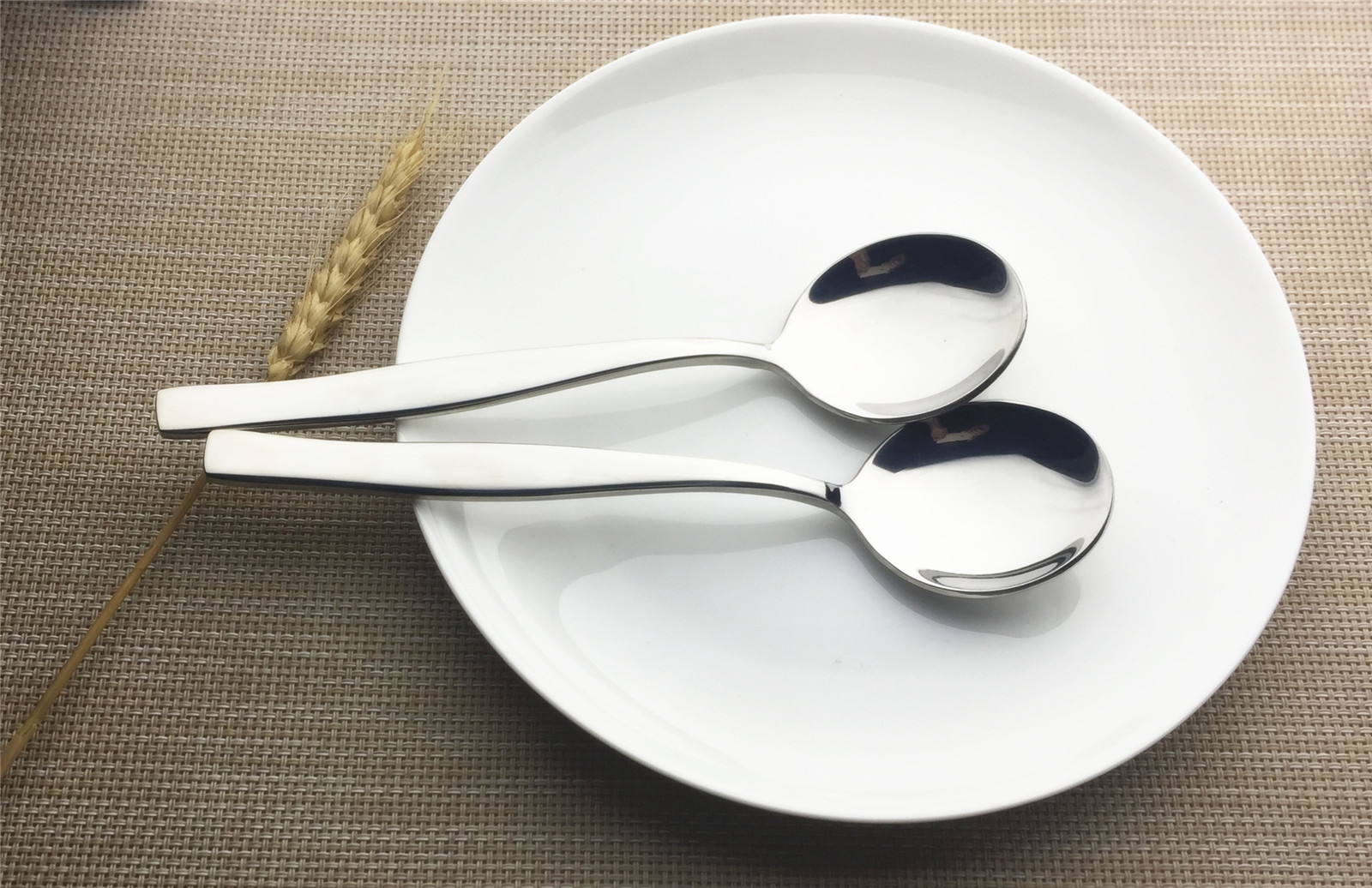 德国不锈钢餐具汤勺 西餐餐具长柄勺 批发113优质不锈钢主餐勺