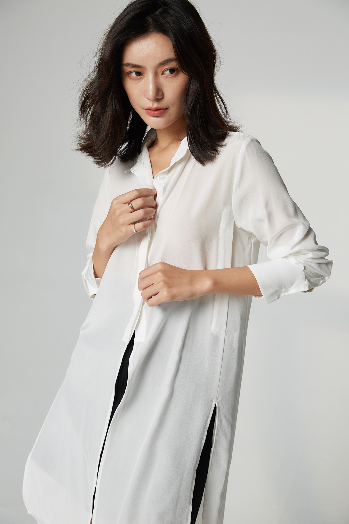 现货欧美女装新款女真丝衬衫女长款桑蚕丝白上衣长袖宽松侧开叉