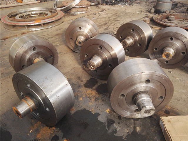 内置轴承式冷渣机托轮