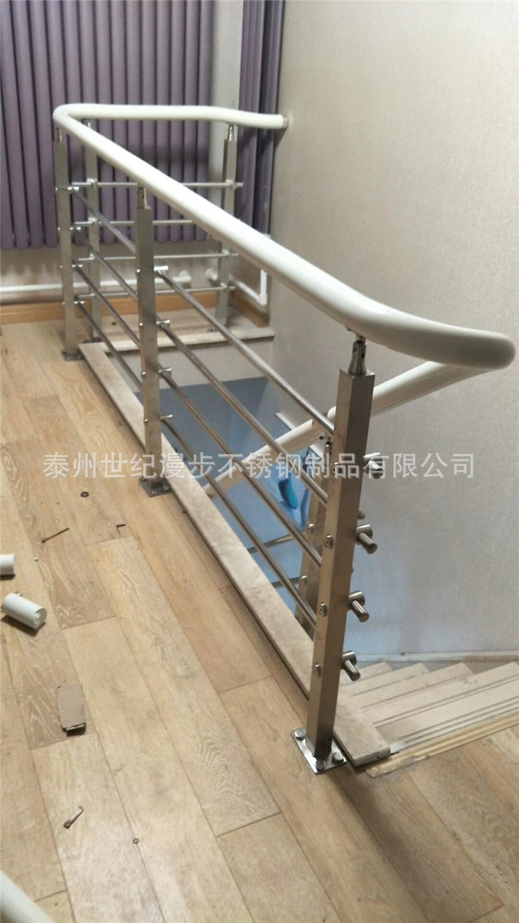 戴南漫步穿管楼梯扶手室外不锈钢阳台立柱38方管s069