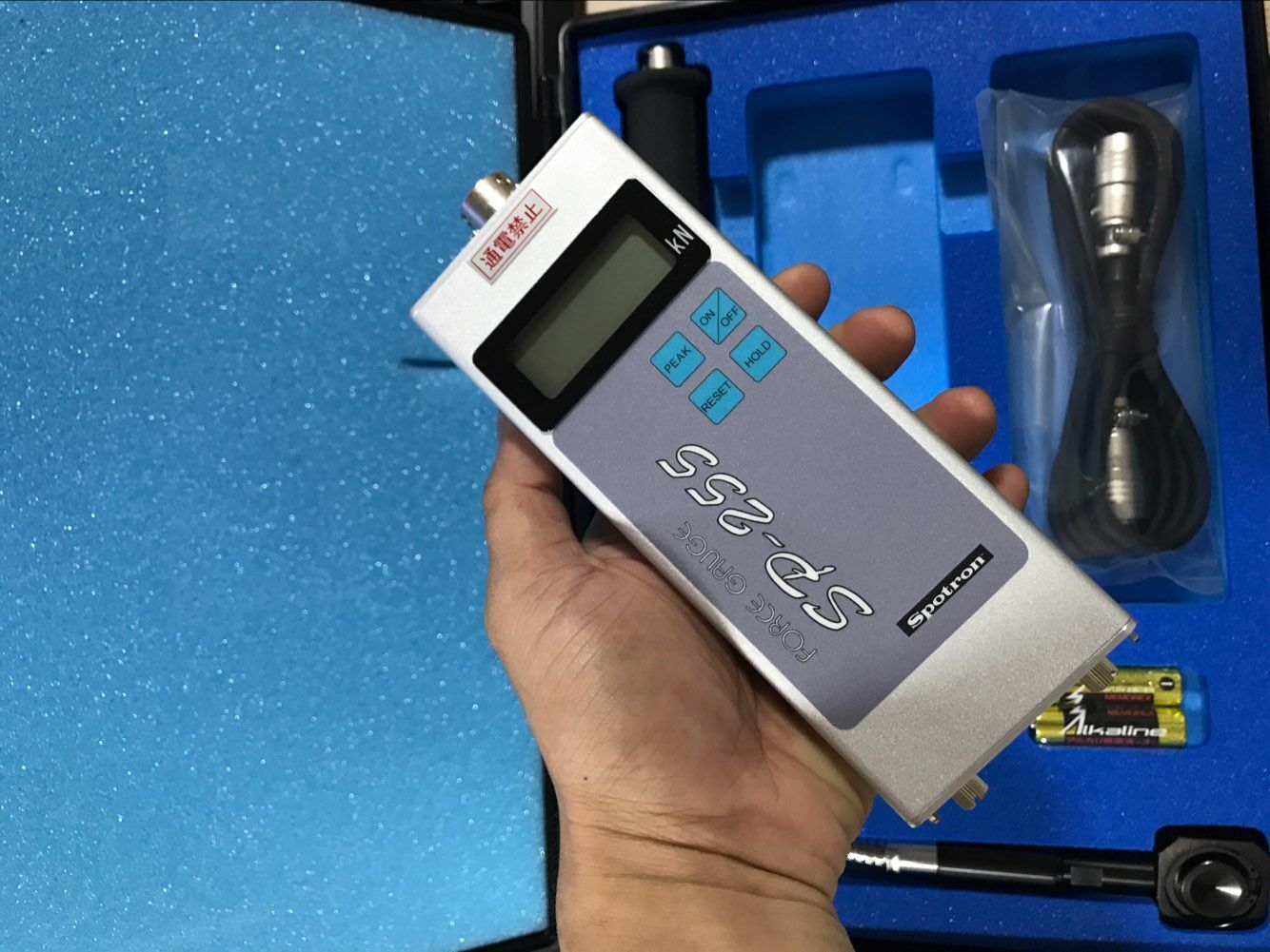 现货供应sp-255-10fukn便携式数字显示压力计spotron狮保龙