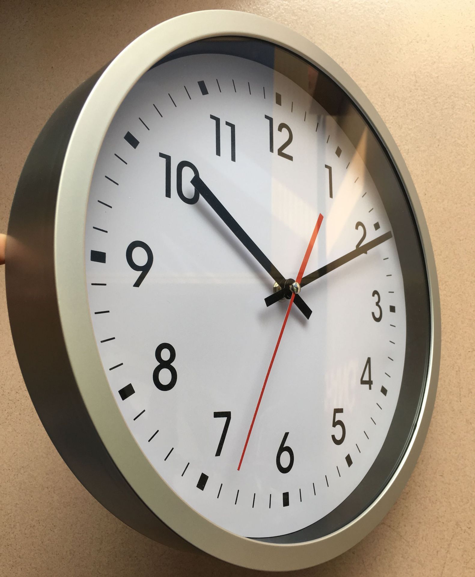 现代简约个性创意时钟挂钟客厅表卧室钟表静音钟面可定制石英钟