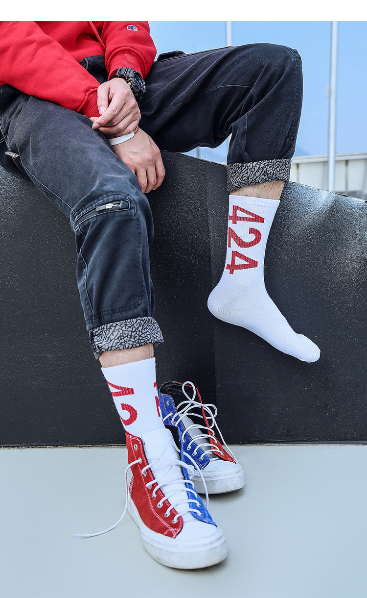 袜子 男士中筒袜棉潮袜街头嘻哈424欧美原宿男运动长袜子批发
