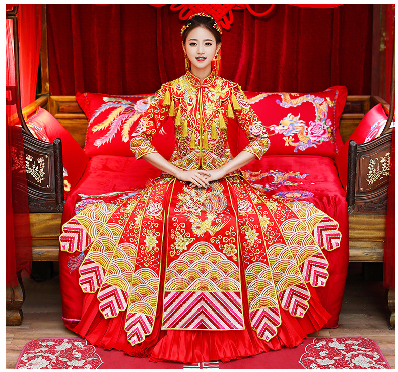 镶钻龙凤褂秀禾服新娘礼服2020新款中式婚纱凤冠霞帔坐床服敬酒服