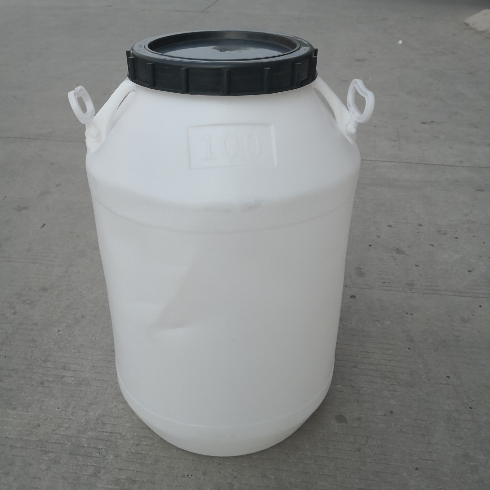 大量供应100l塑料桶(大模,塑料圆桶)塑料水桶 水桶 圆塑料桶