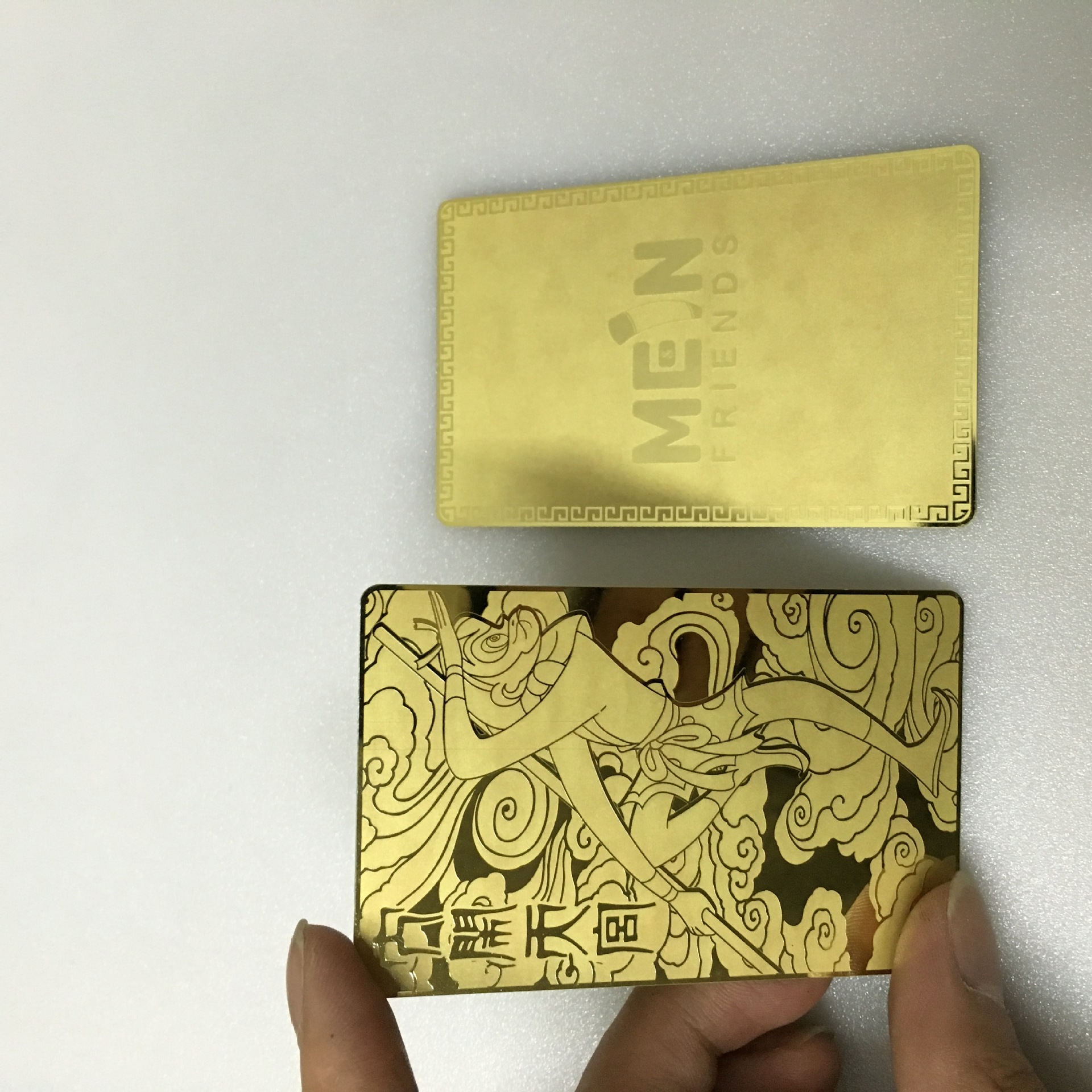 来图定制腐蚀不锈钢电镀处理金色会员卡金属卡片生产凹凸立体效果