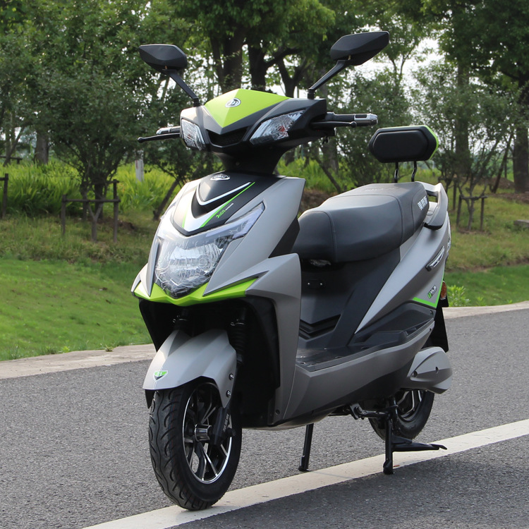 出口战神尚领迅鹰 长跑王电动车 电动摩托车 电动车 成人