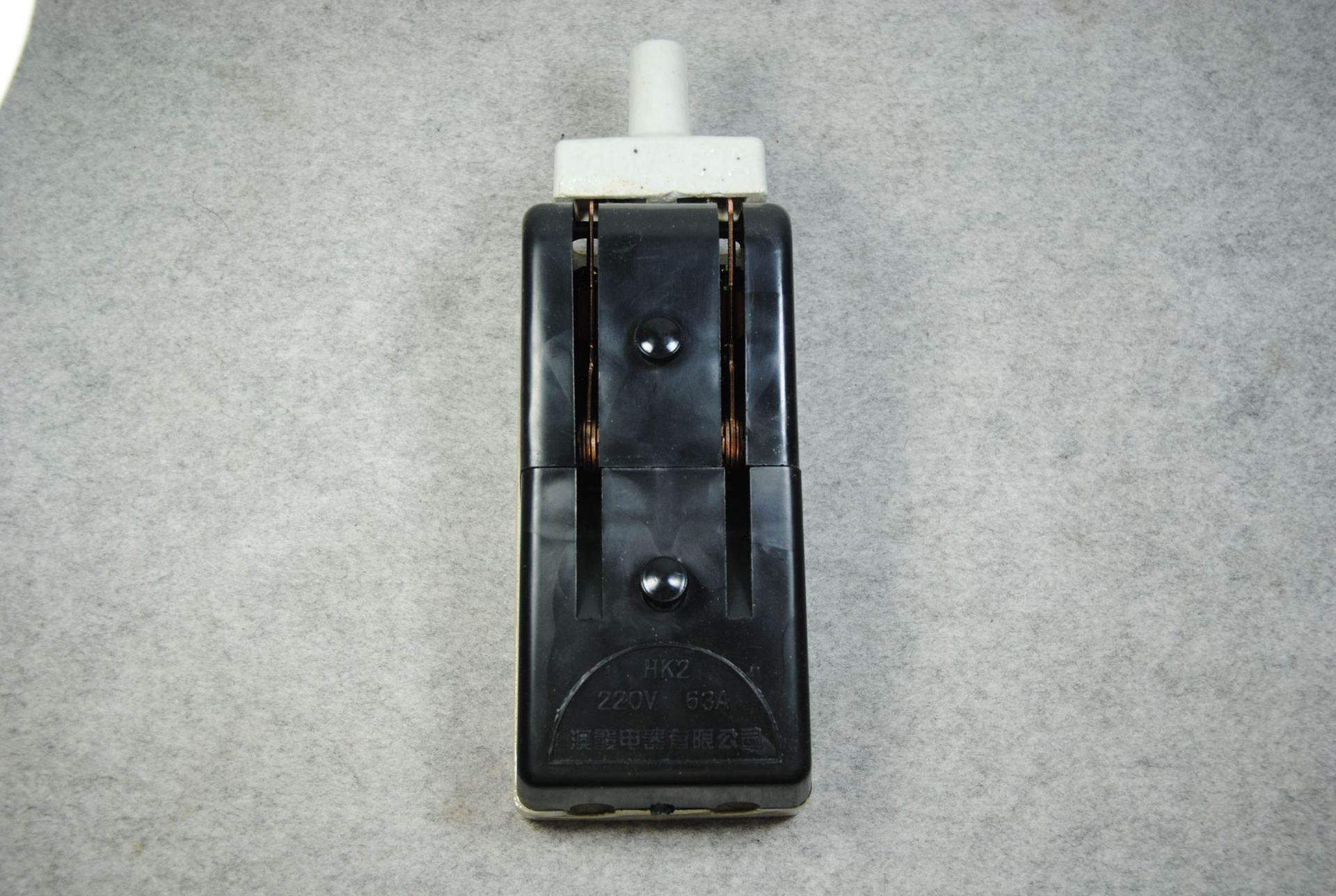 【厂家现货】kh2老式黑色闸刀瓷底2x63a半铜半铁 闸刀开关