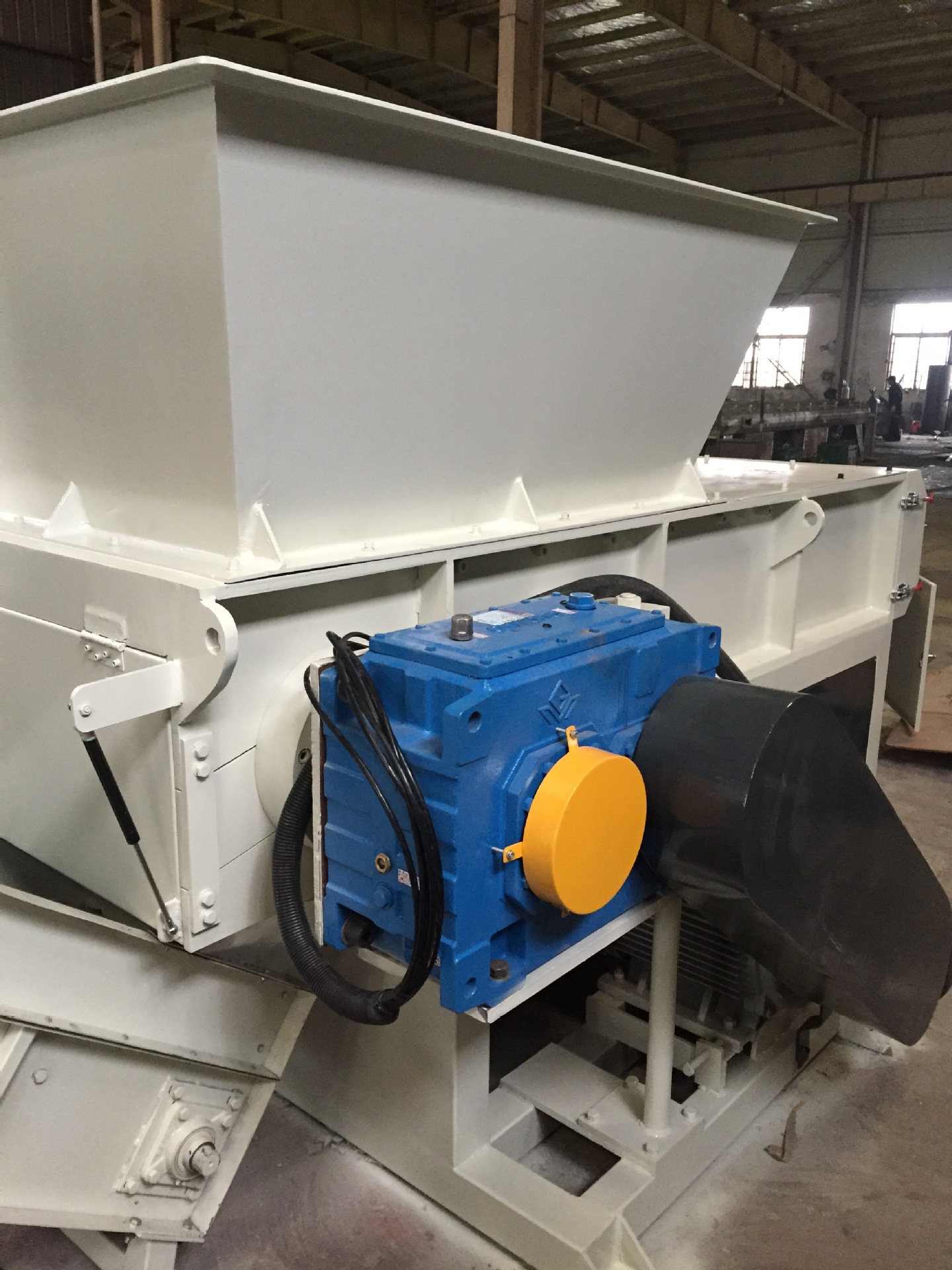 巨润swp400卧式pvc管材专业破碎机swp400