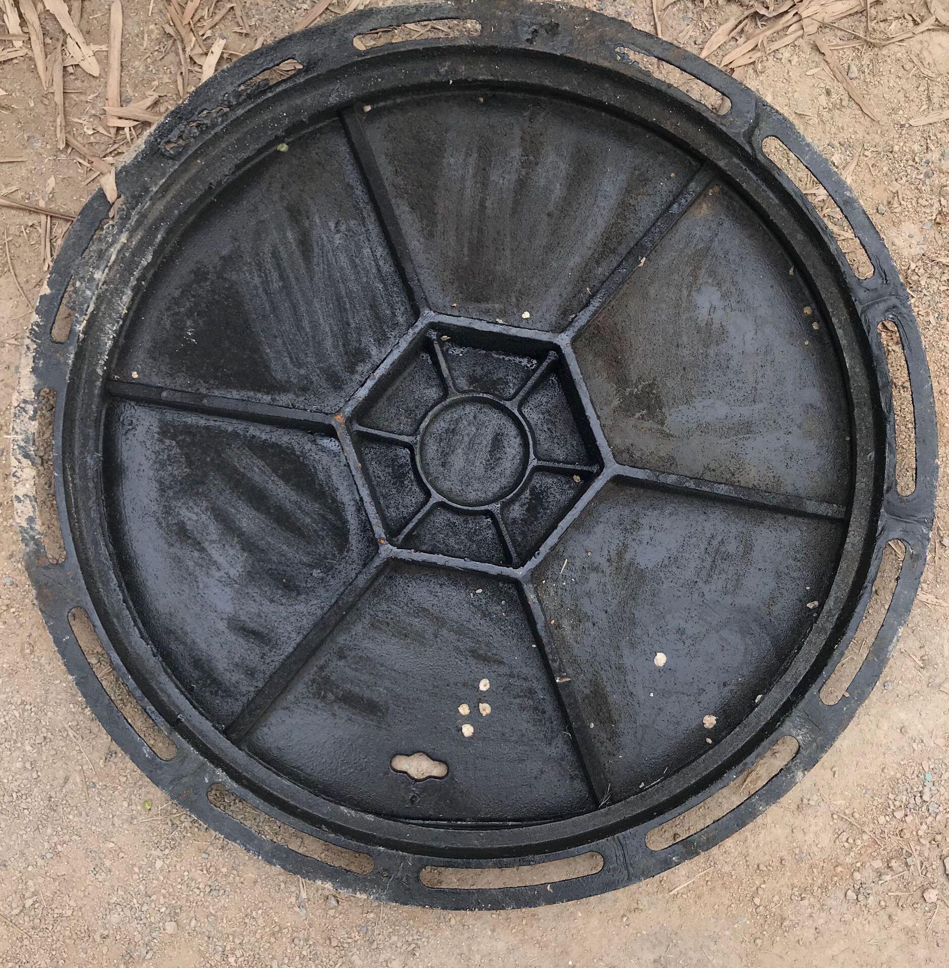 惠州铸铁公路窖井阴井雨污弱电下水道阀门井盖700*800重型井盖