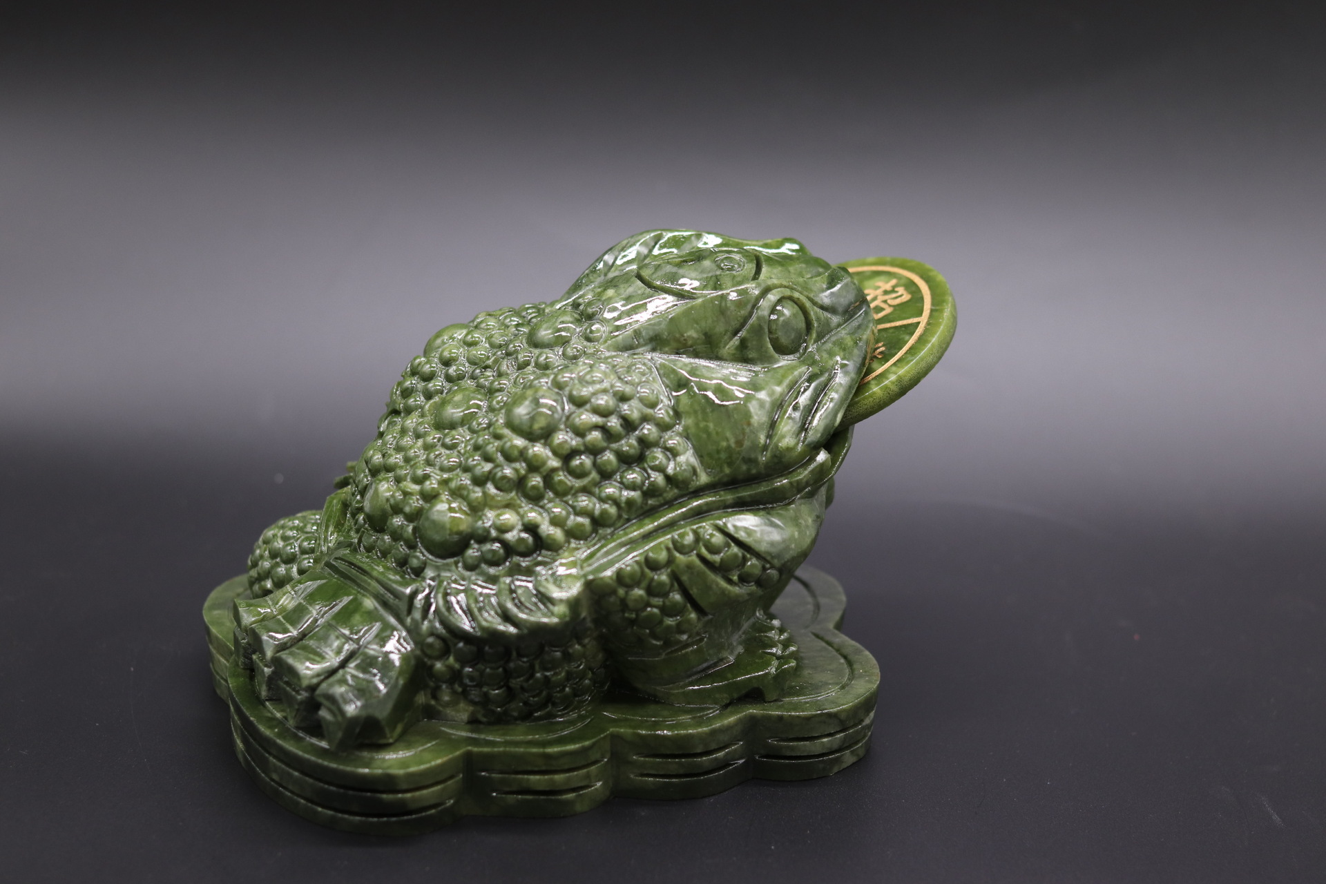 天然南玉大三脚金蟾茶宠摆件玉雕岫玉蛇纹玉招财纳福工艺品小礼品