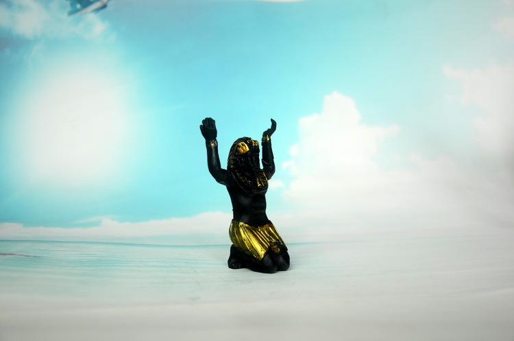 厂家批发心里沙盘沙具人物系列之印第安人双手举天埃及神像 a-633