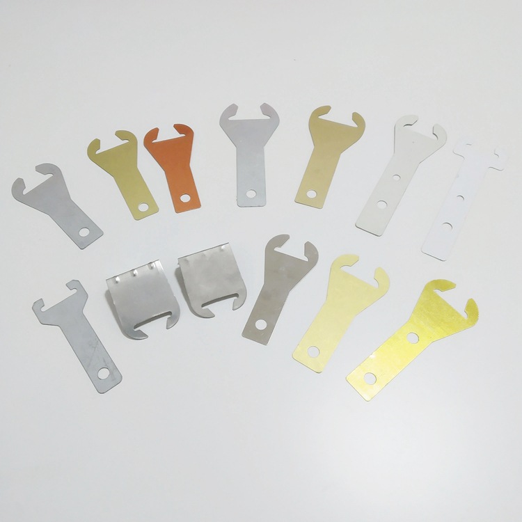 集成吊顶三角龙骨副龙骨挂片吊片小挂钩烤漆铁不锈钢38 50主龙骨