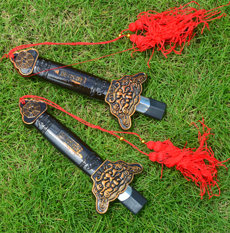 未开刃太极八卦晨练剑 旅游风景区热销玩具剑 表演用不锈钢伸缩剑