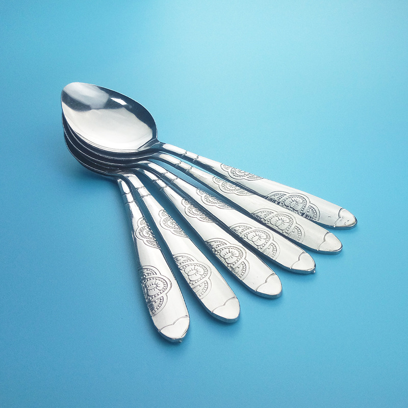 揭阳厂家直销金属小勺子铁勺子不锈钢汤勺调羹汤匙家用餐厅食堂大