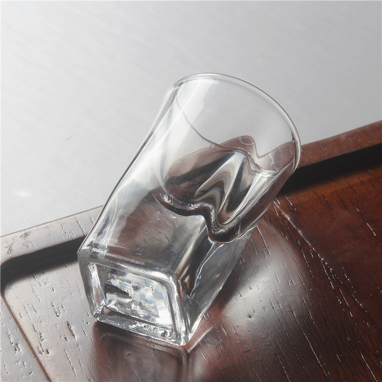 晶雅仕酒吧子弹杯小号四方厚底白酒烈酒茅台高脚杯分酒器起泡酒杯