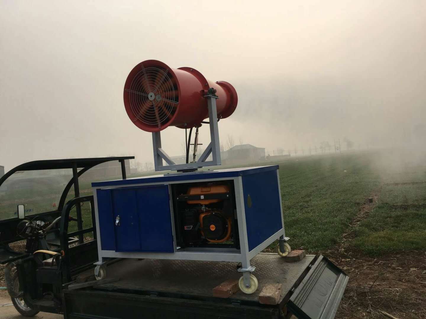 工程工地防尘除尘喷雾机雾炮机环保必备降尘降温高射程喷雾器