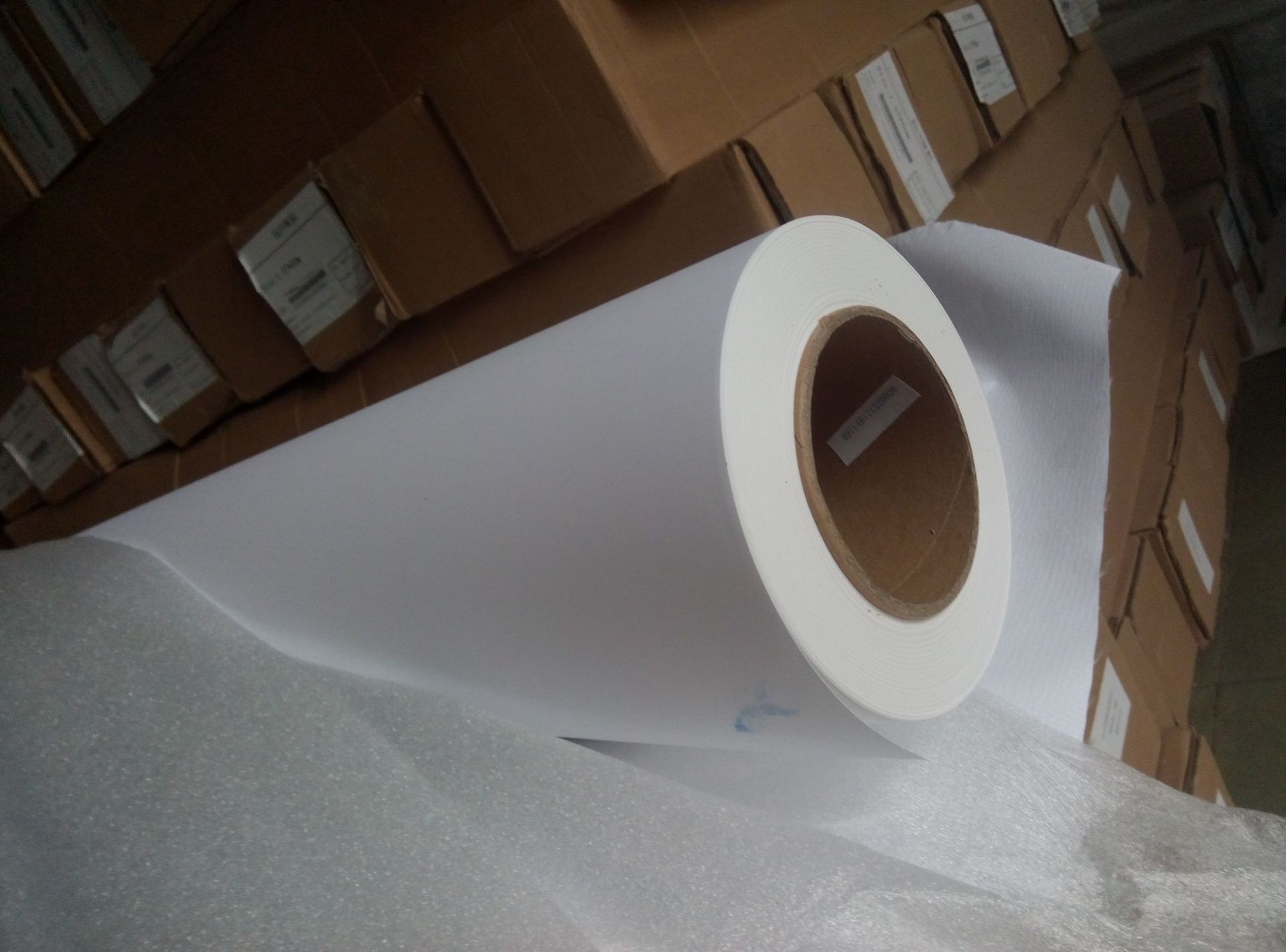 户外哑面背胶pp纸150g弱溶剂背胶pp合成纸数码广告写真材料批发