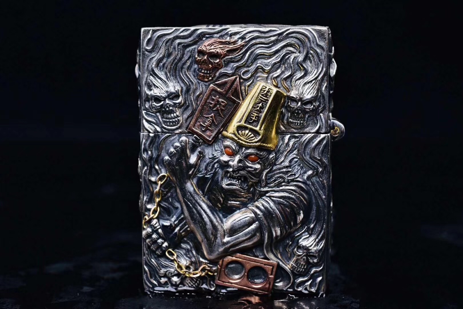 三口千银黑白无常纯银打火机批发镶嵌宝石立体二大爷银壳配zp机芯