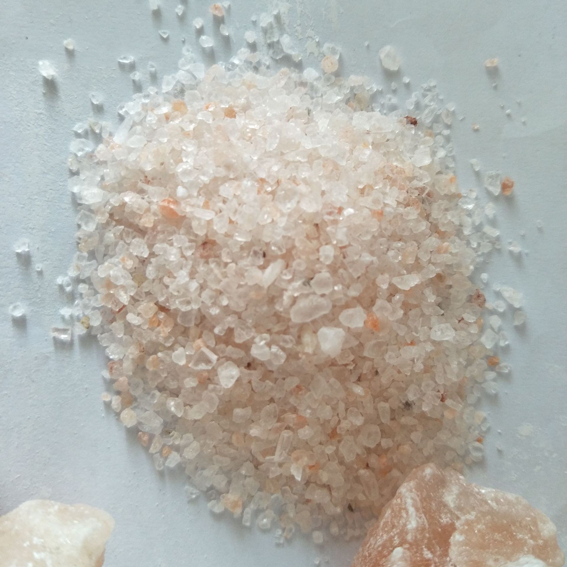 厂家供应水晶矿盐 盐颗粒 喜马拉雅矿盐 矿盐板 盐块