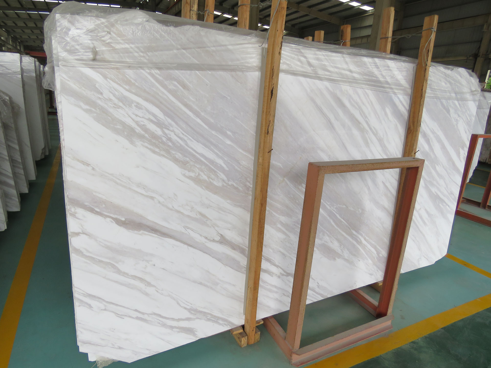 卡拉卡塔白 厂家直销批发2公分厚卡拉卡塔白建筑装修大