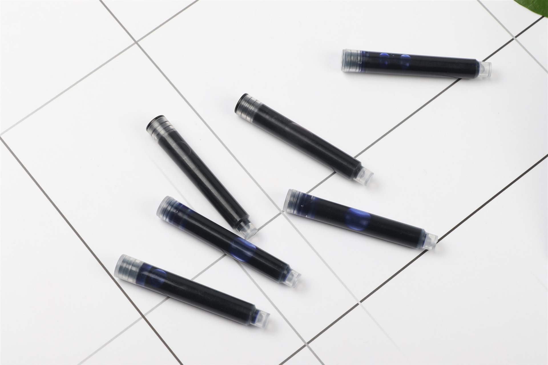 j卡装墨囊学生钢笔墨囊传人钢笔通用墨囊钢笔墨囊 黑色墨水胆0.02