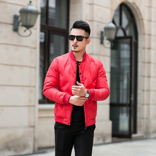 男士红色羽绒服