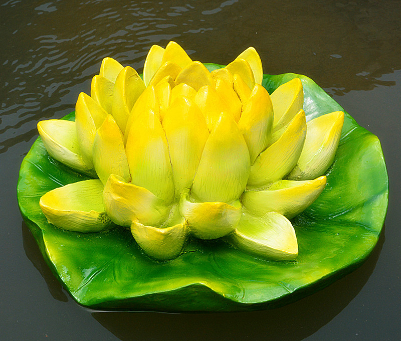 跨境货源荷花莲花摆件浮水睡莲树脂工艺品鱼池鱼缸装饰品水面饰品