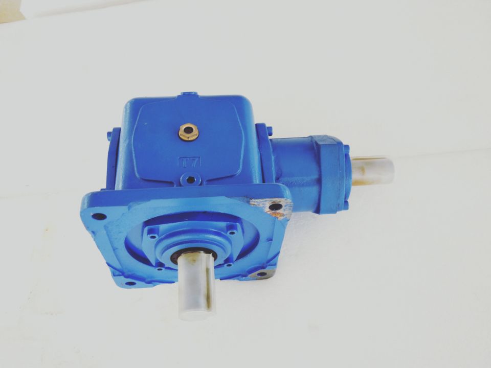 t12-1-u齿轮转向箱 转角器螺旋伞齿轮换向箱厂家选上海传邦-阿里巴巴