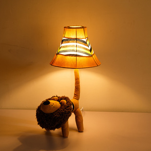 狮子台灯 珊瑚绒卡通布艺 节能家用卧室 可爱动物毛绒狮子台灯