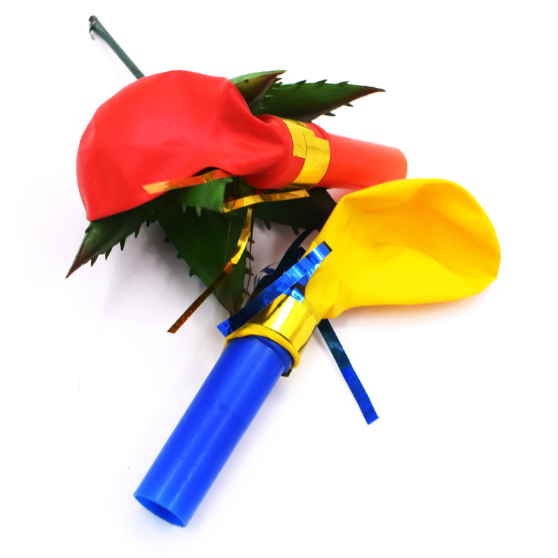 带气球口哨儿童幼儿园可吹响口哨一元店两元店电梯货批发小口哨