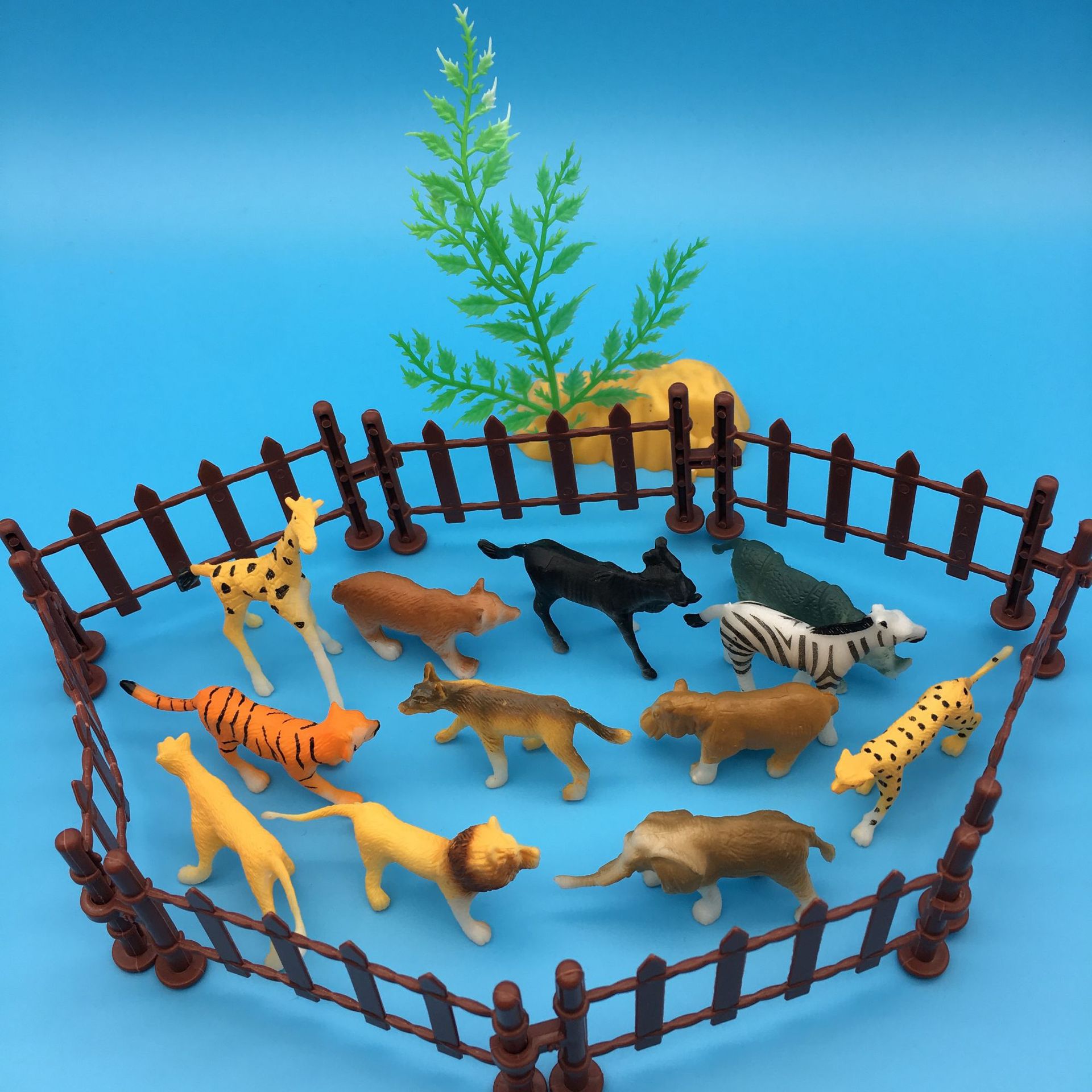 厂家直销12只迷你小野生动物园仿真野生塑胶模型玩具赠品