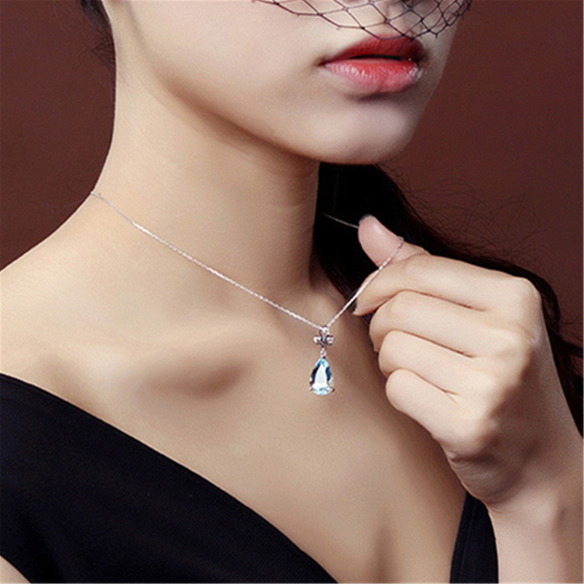 气质幸运草吊坠创意海蓝宝吊坠镀18k白金镶嵌钻石彩宝项坠定制