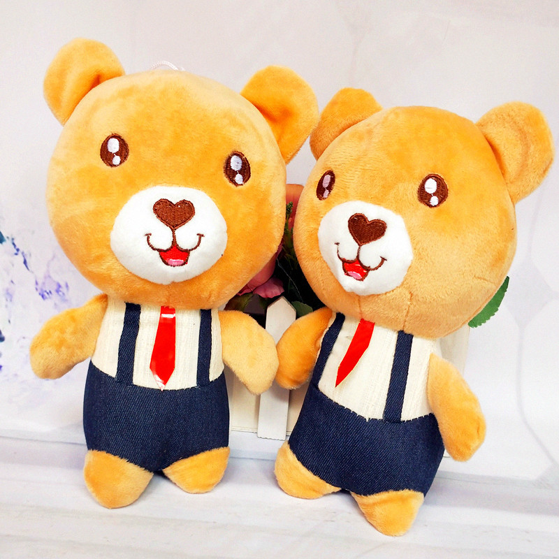 新款外贸领带熊毛绒玩具7寸背带轻松小熊公仔婚庆抓机布娃娃批发