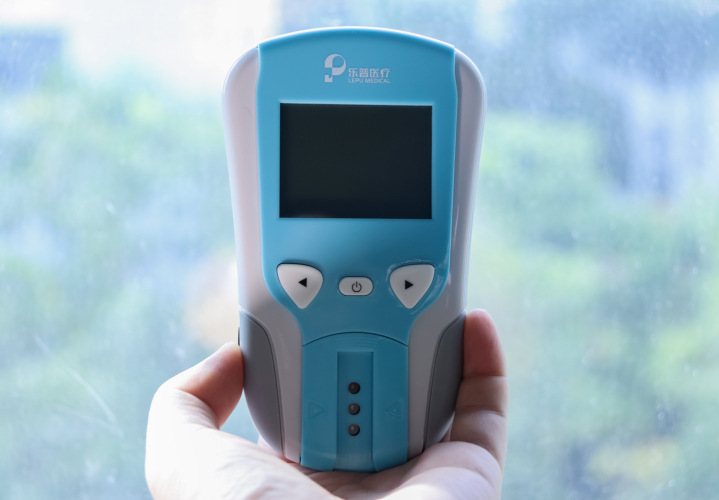 轻松测值,健康陪伴—乐普佳平型血脂仪单品评测