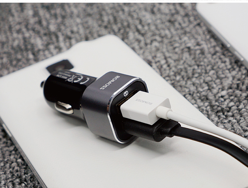 romoss罗马仕充电头am12车充车载电源适配器双usb手机充电器