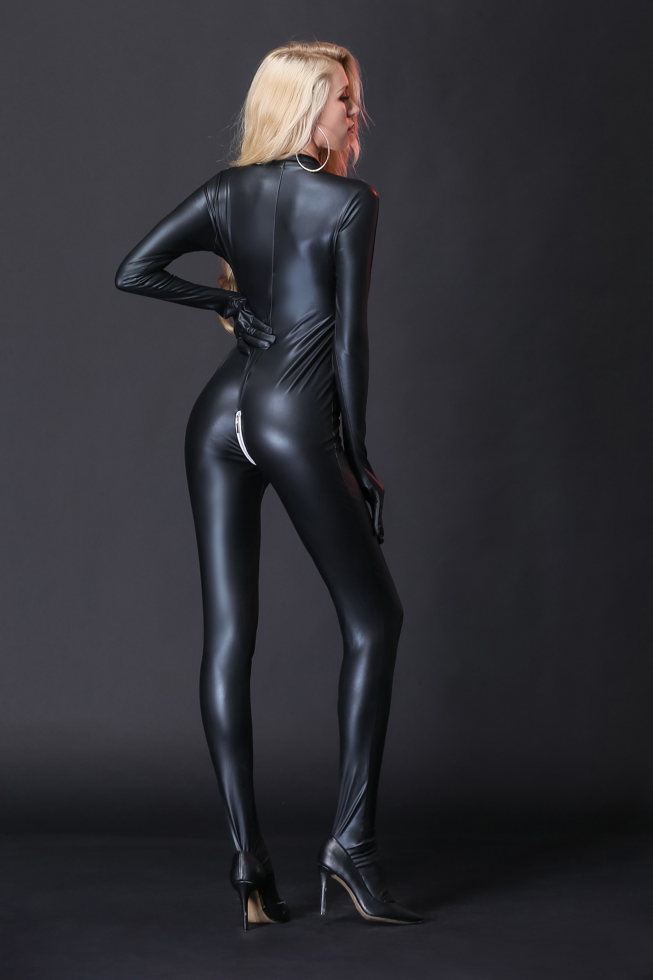 悠悠筱天使情趣内衣欧美全身紧包漆皮装 夜店表演服6749