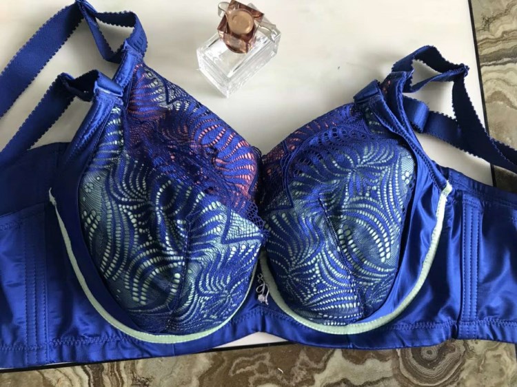 一线品牌特价文胸无钢圈胸罩聚拢调整型内衣欢迎网红直播卖货