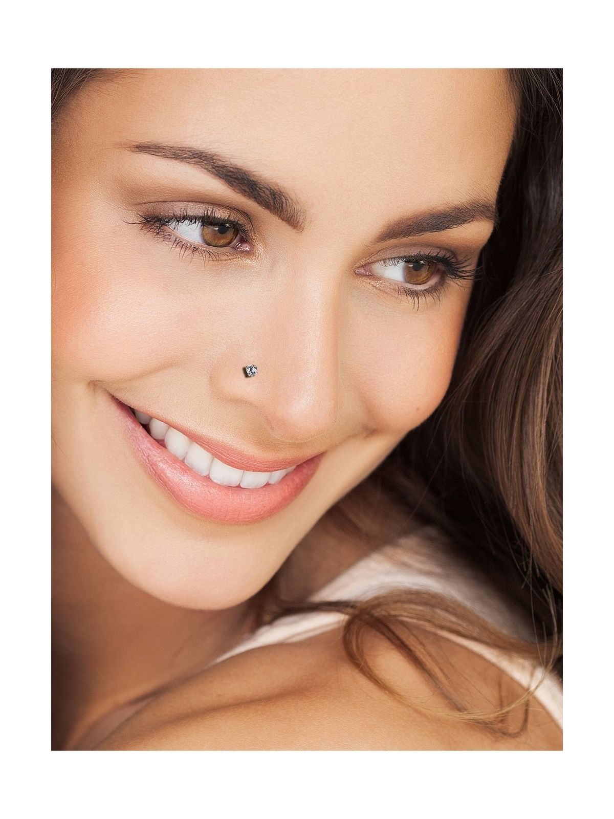 8mm镶钻弯鼻钉7字不锈钢鼻钉钛钢鼻环身体穿刺