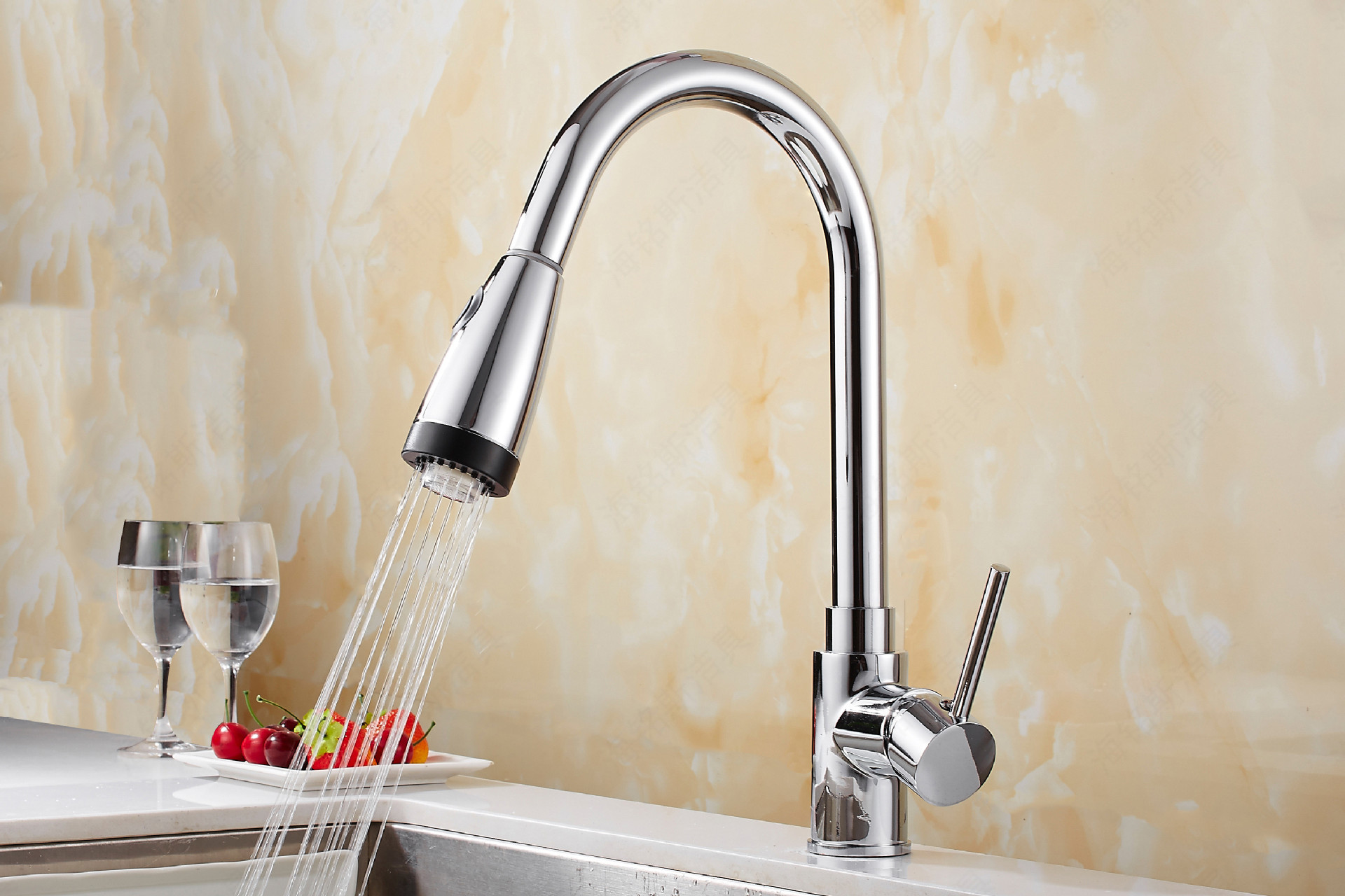 海铭斯 厨房抽拉式水龙头 水槽洗菜盆冷热旋转电镀水龙头8055c