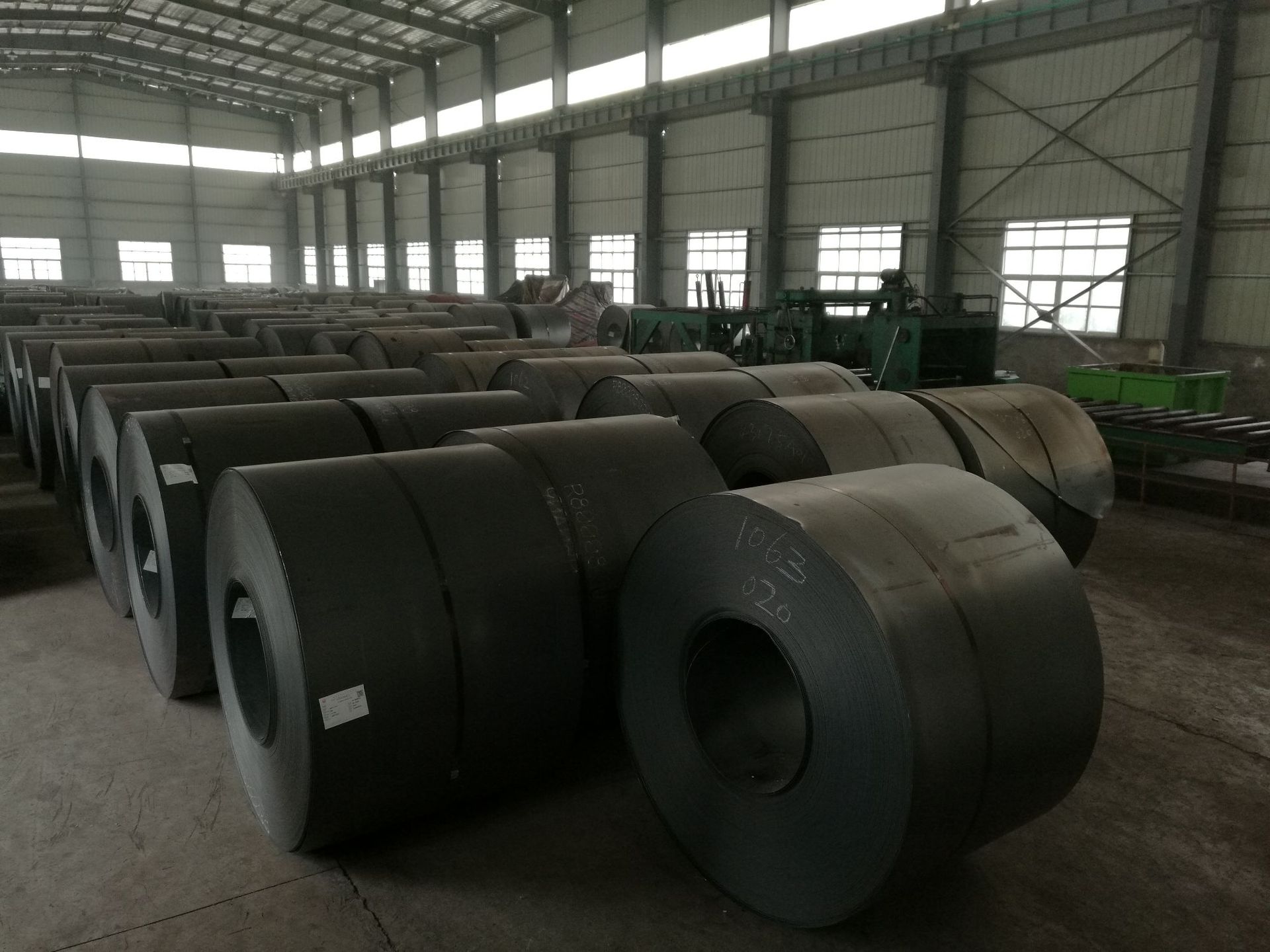 供应优质51crv4宽板带钢