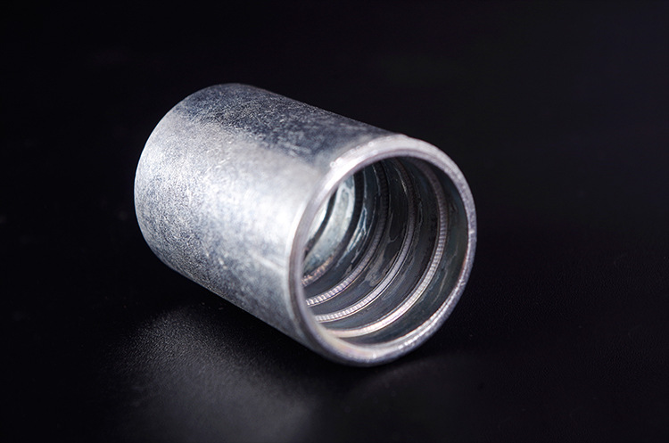 金属kz软管接头包塑穿线管端式接头国标锌合金外丝箱接头15#-150