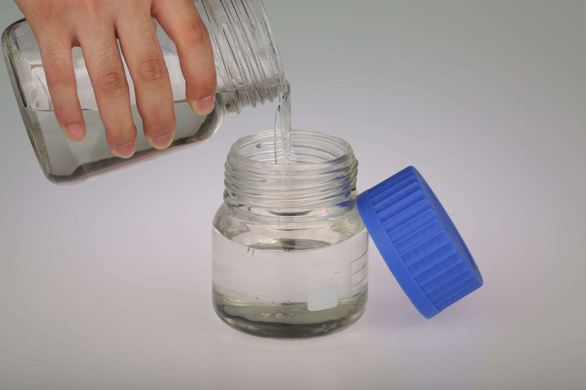 工业级增塑剂 增韧剂 用于铸造业 树脂增韧业 机械外壳 无色透明