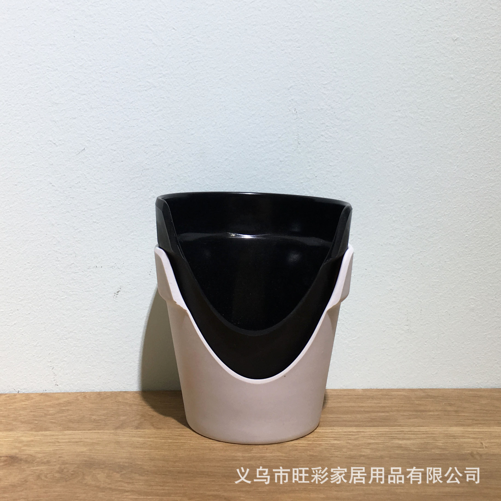 工厂直供清新花盆半圆形花盆简约复古塑料仿瓷多肉植物花盆