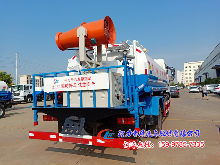 东风御虎12吨喷药车|多功能12方洒水车农药喷洒车|喷雾洒水车价格